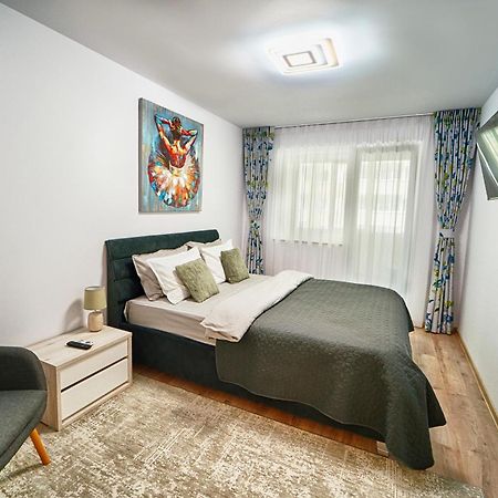 Apartament Bacovia Bacău Екстериор снимка