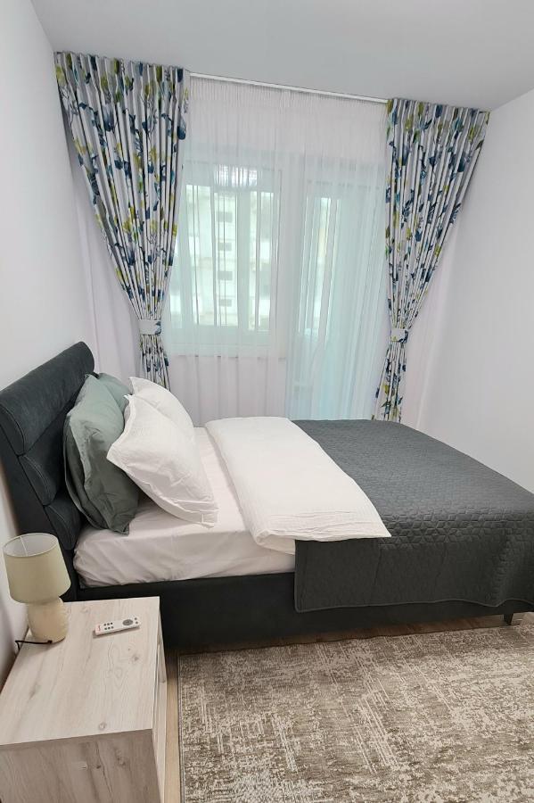 Apartament Bacovia Bacău Екстериор снимка