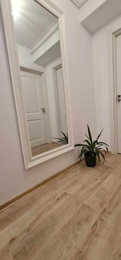 Apartament Bacovia Bacău Екстериор снимка