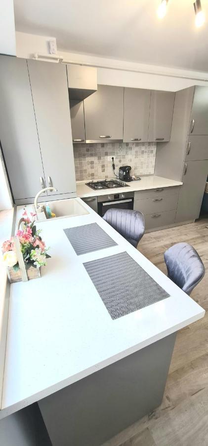Apartament Bacovia Bacău Екстериор снимка