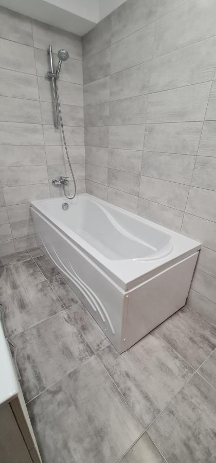 Apartament Bacovia Bacău Екстериор снимка